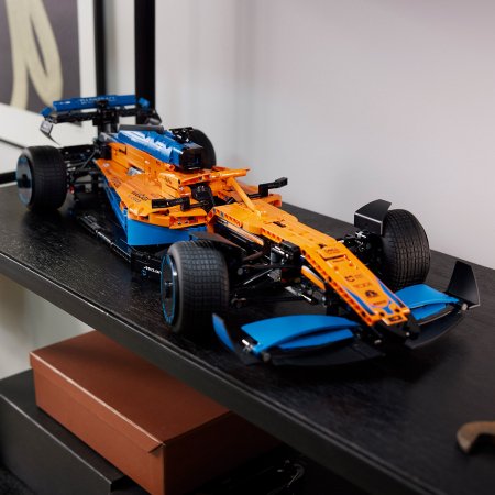 42141 LEGO® Technic McLaren Formula 1™ lenktynių automobilis 42141